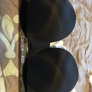 Black Strapless Bra