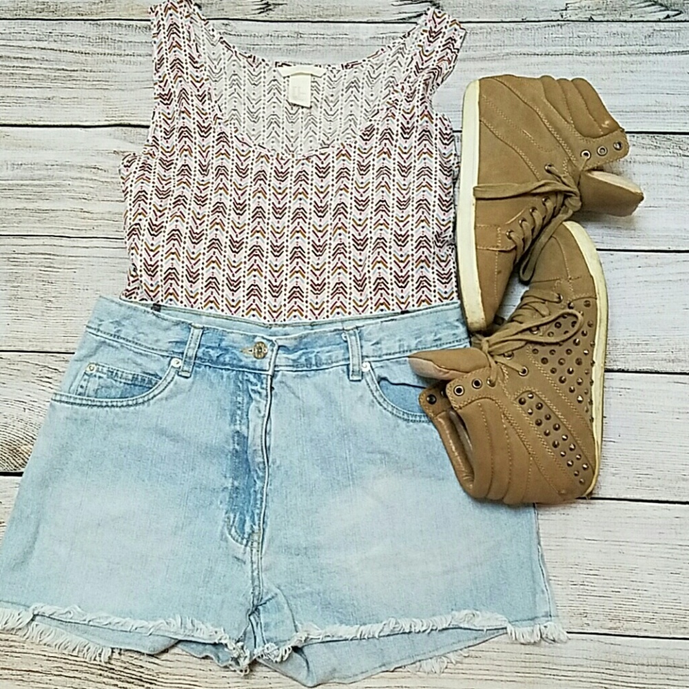 SOLD High waisted jean shorts
