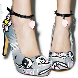 Iron fist pussycat platform