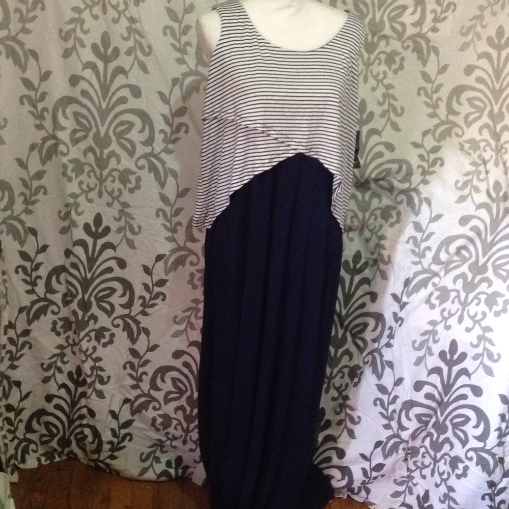 Style & CO Maxi Dress