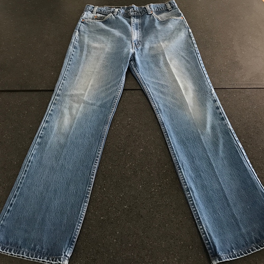 Vintage Straight Leg Levi's (2)