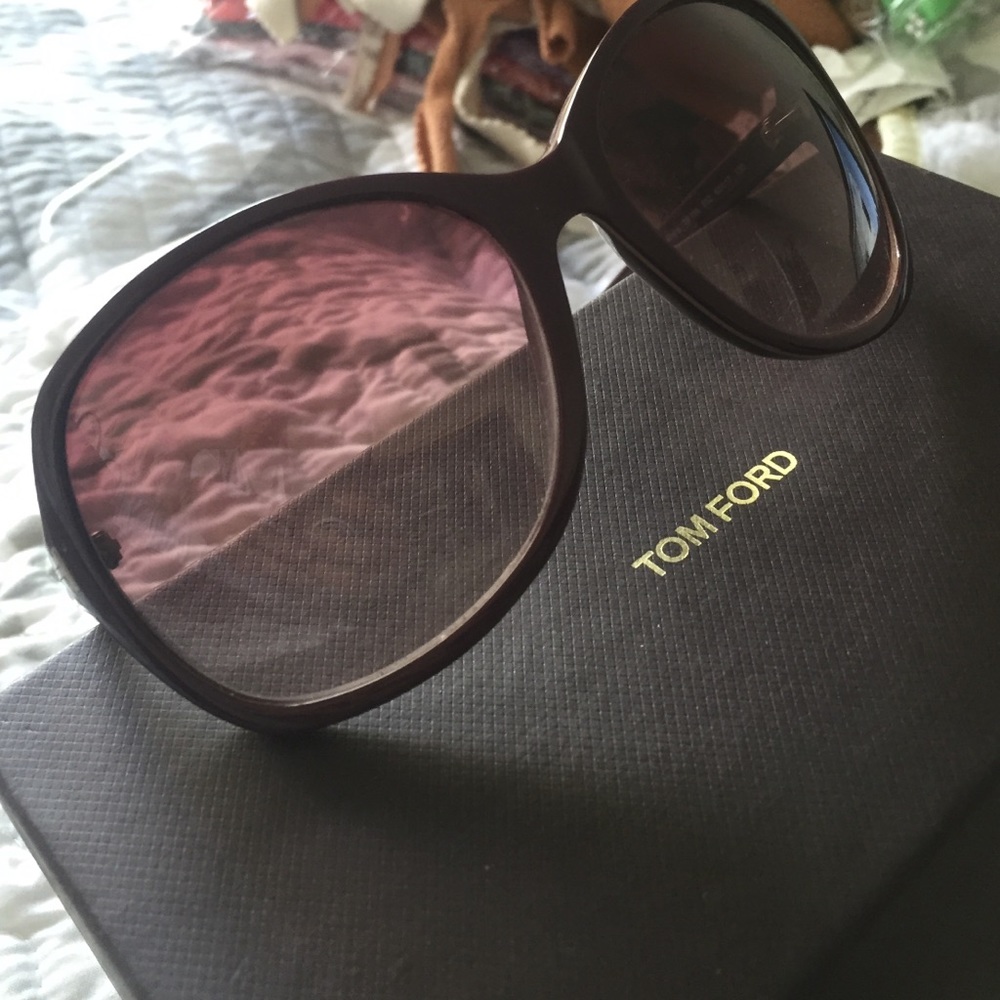 Authentic TOM FORD Sheila Sunglasses - Purple