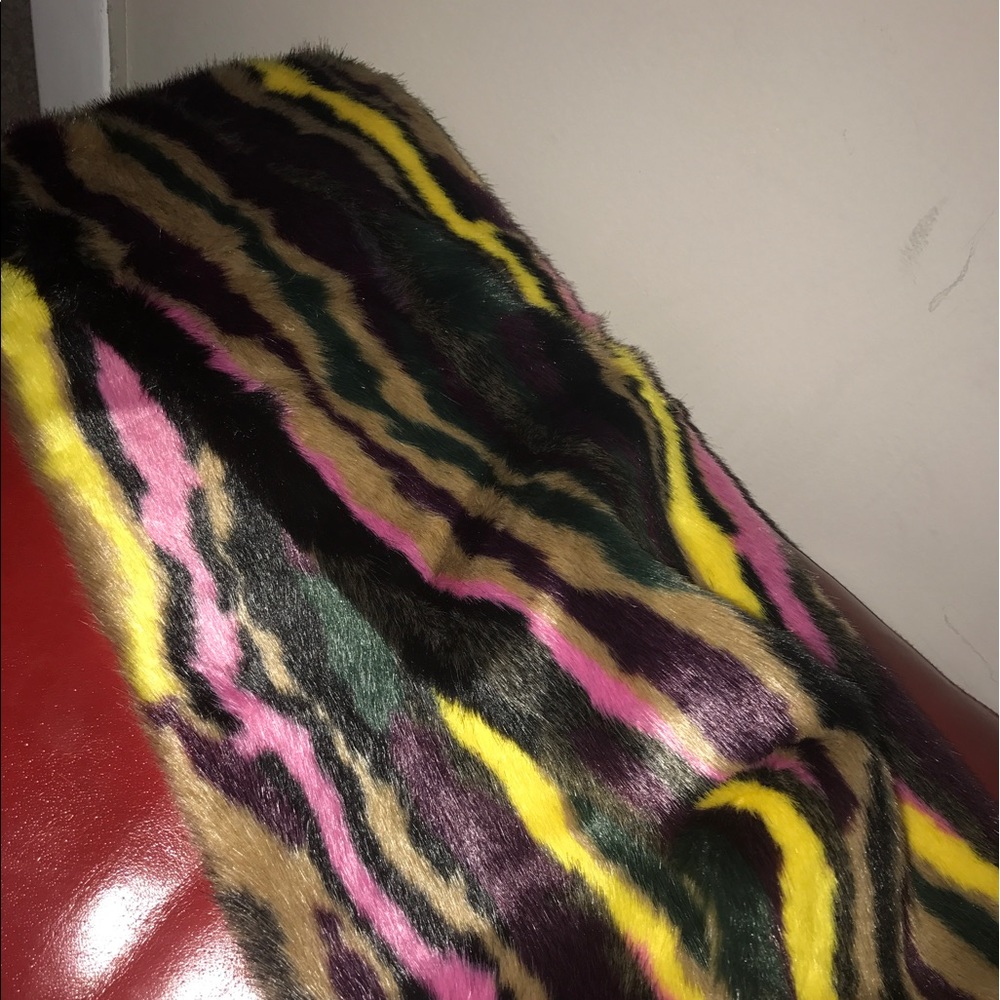 Steve madden scarf