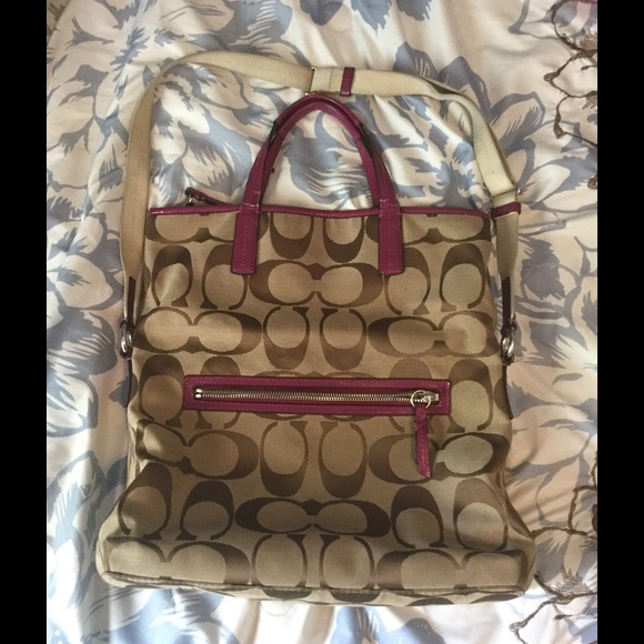 Coach bag⚫sold!!!!! - Picture 2 of 3