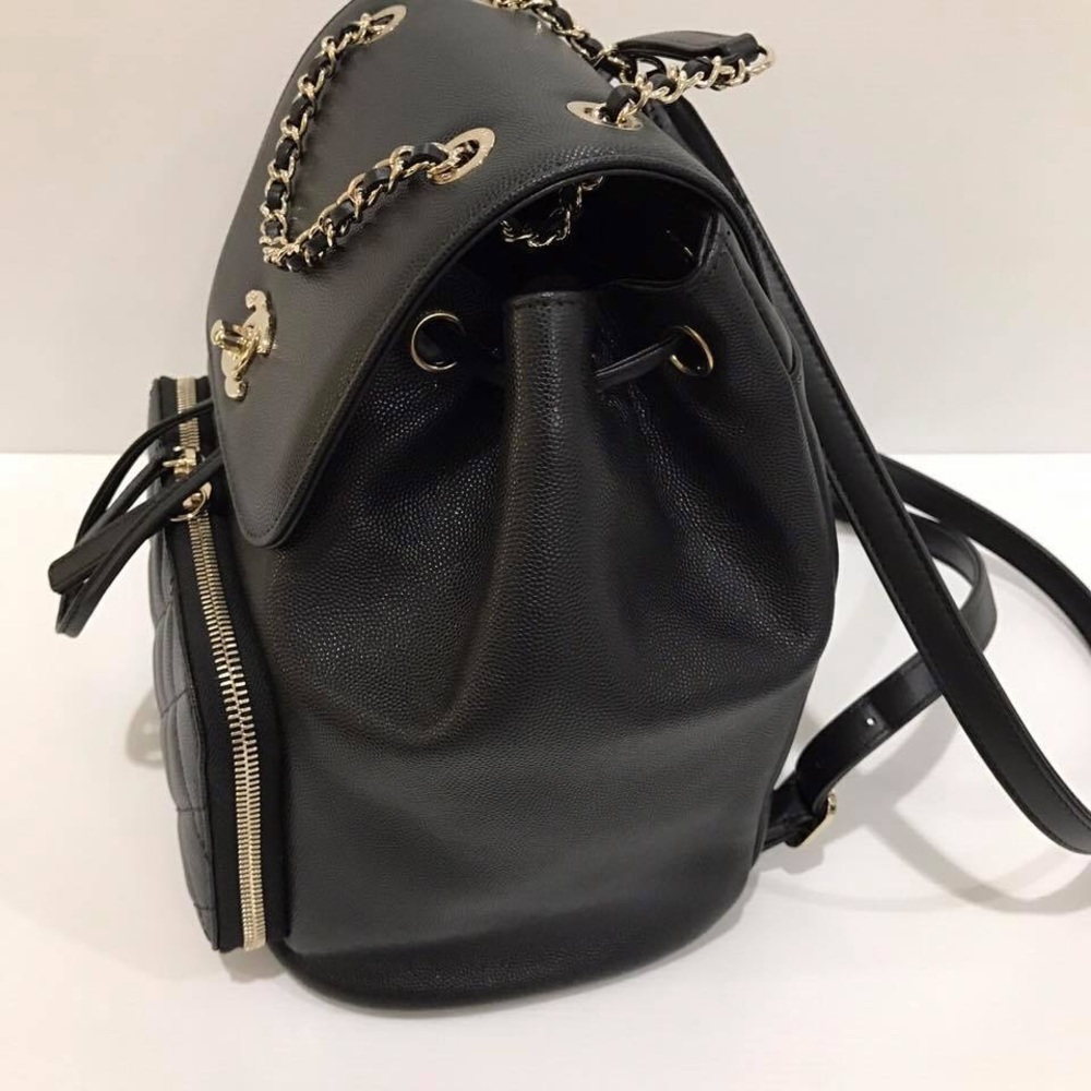 Chanel Backpack ✨ - Picture 2 of 7