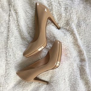 NEW - Cole Haan Chelsea Pump - Sandstone
