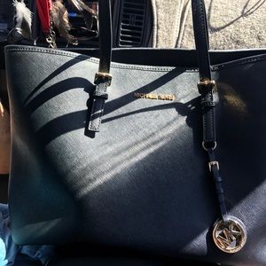 Black Michael Kors tote bag (Large)