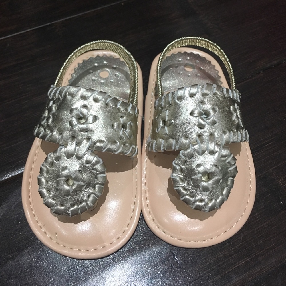 NWOB Jack Rogers Baby Jacks Size 3 Platinum