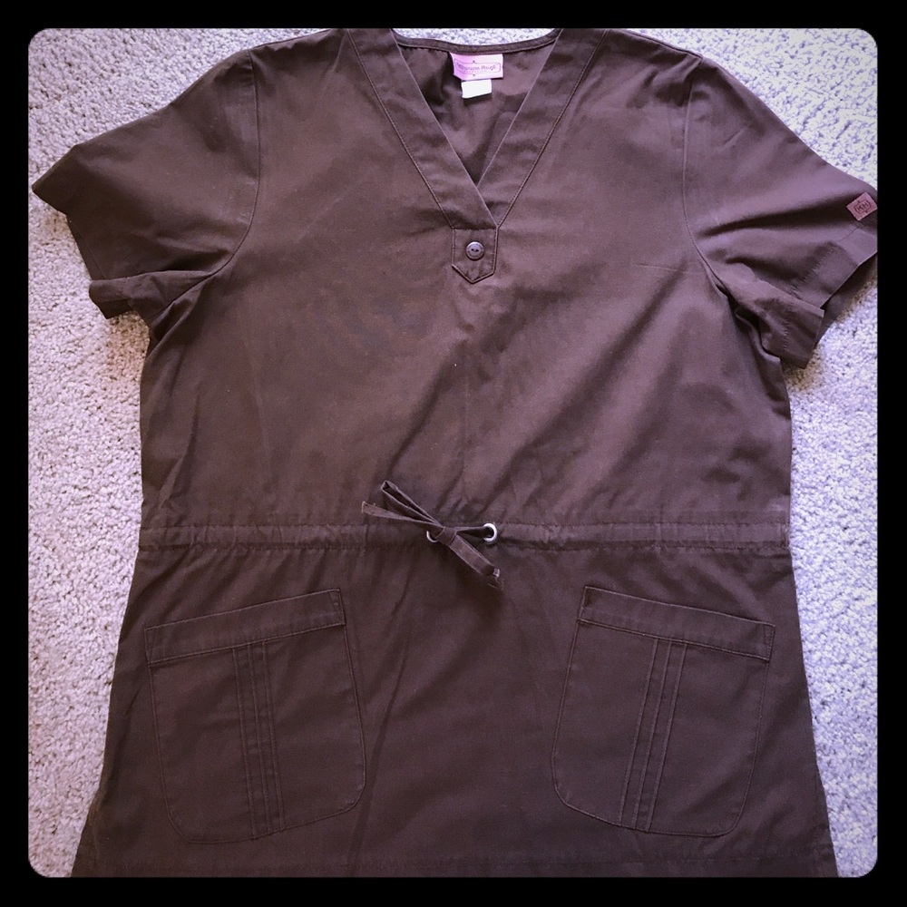 Katherine Heigl scrub top