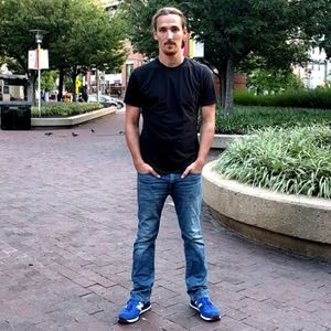 Meet your Posher, Mark