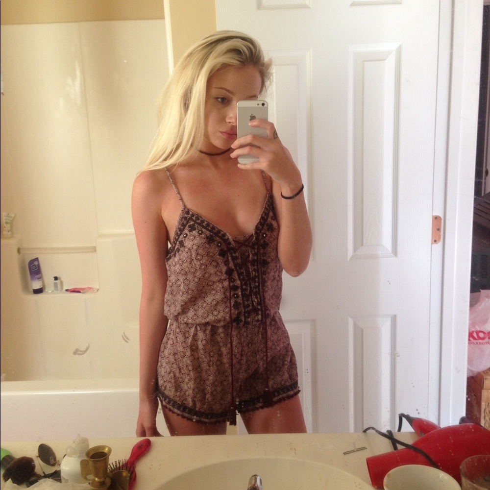 Bohemian AE romper 🌺