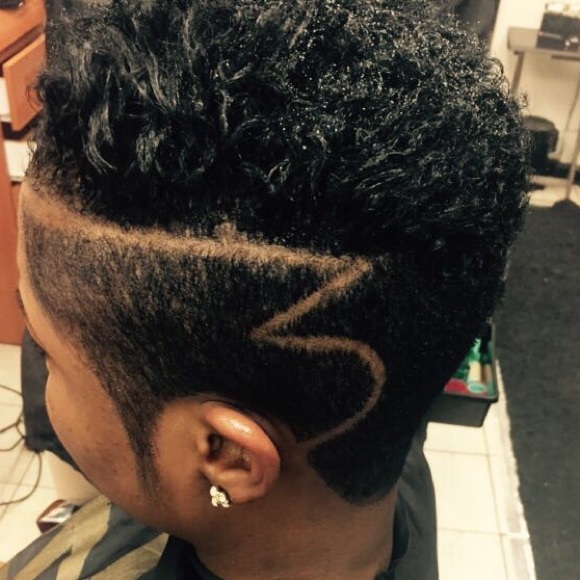 Meet your Posher - Picture 2 of 7