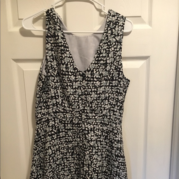 Banana Republic Floral Dress - Picture 3 of 5