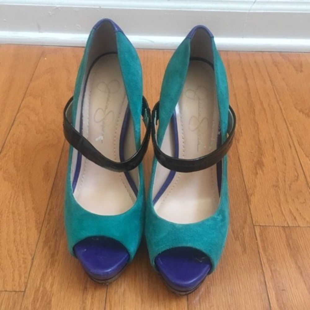 Jesica Simpson Peep-Toe Pumps