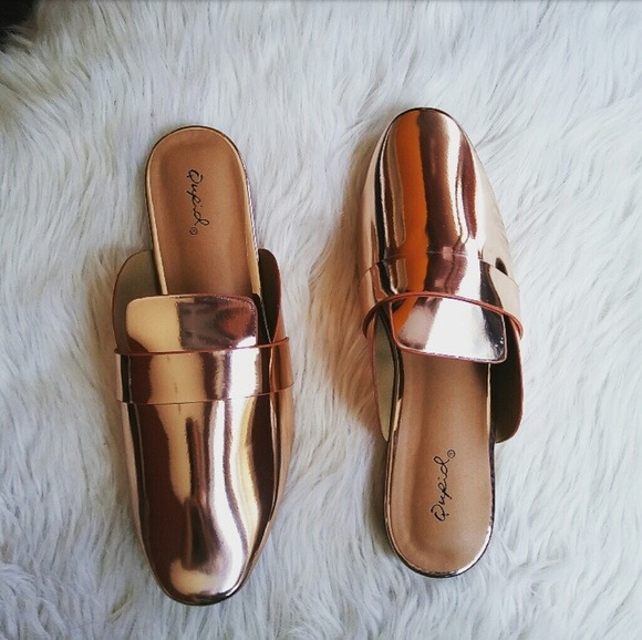 //The Spencer// Rose Gold flat mules - Picture 4 of 5