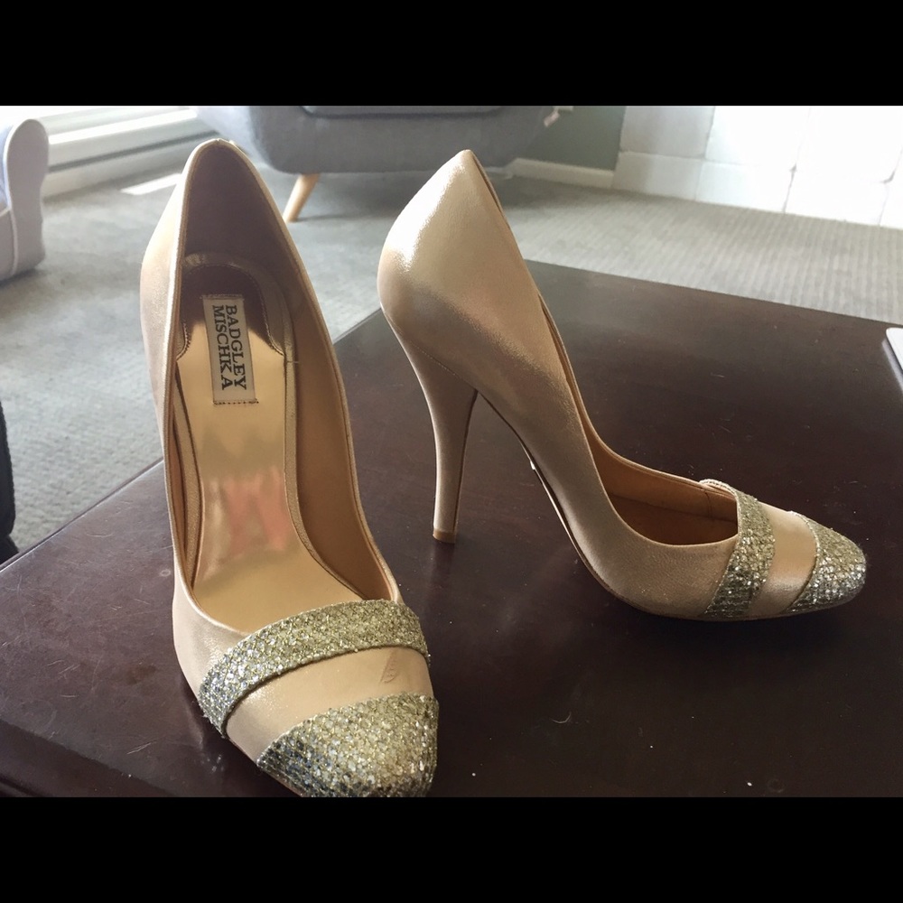 Badgley Mischka bridal shoes size 9