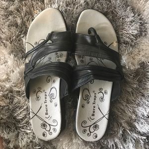 Bare Traps Sandals