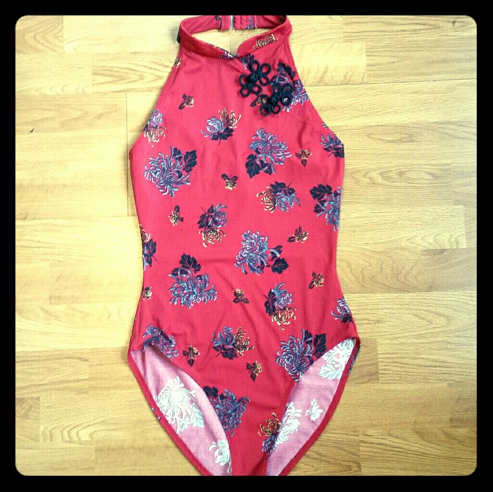 '90s vintage swimsuit