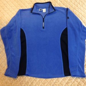 The North Face Large 1/4 Zip Shirt
