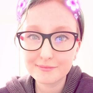 Meet your Posher, Keeley