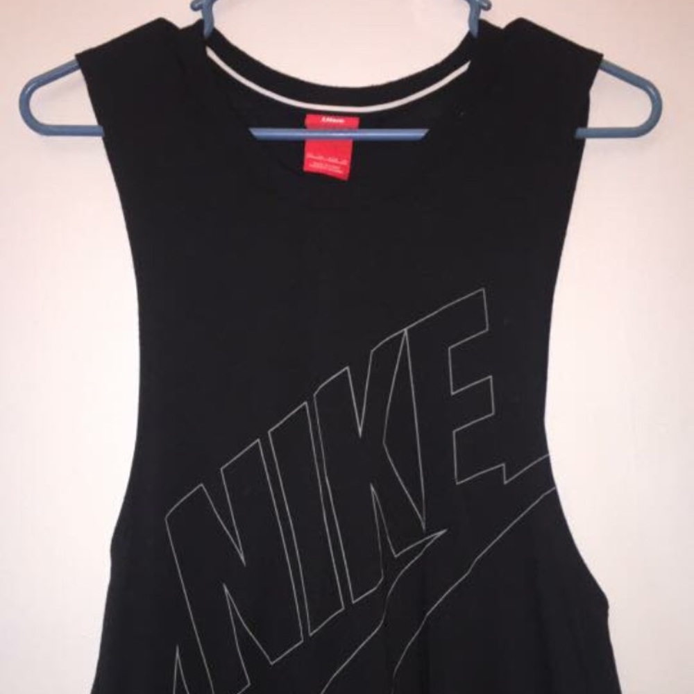 EUC XS Nike muscle tank