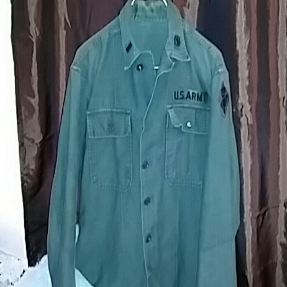 Mans Army shirt