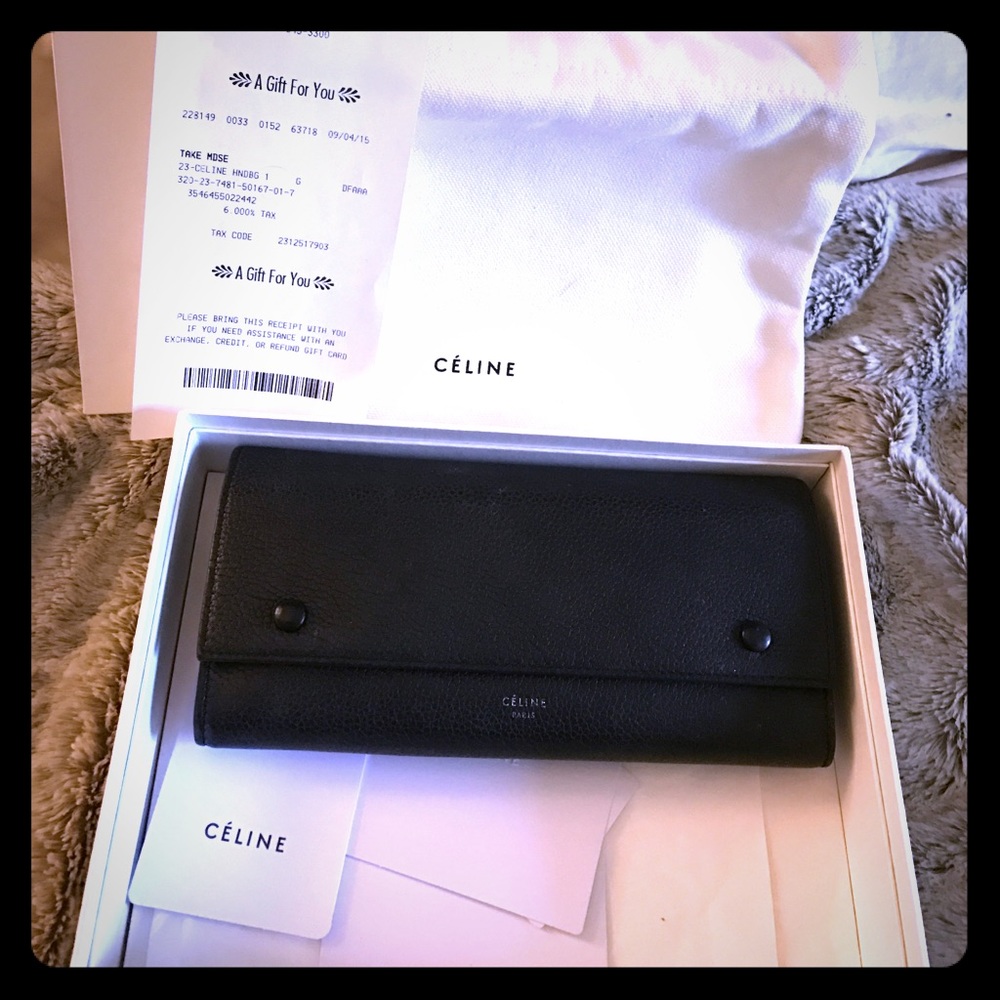 ❗️Authentic Black Celine wallet‼️