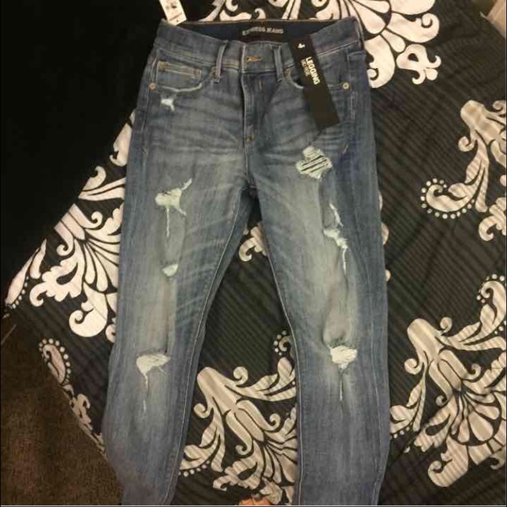 Bnwt express midrise jeans