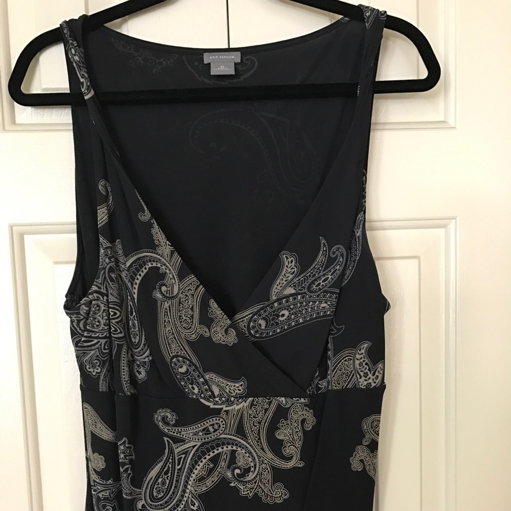 Anne Taylor Shirt blue with tan printed accents.