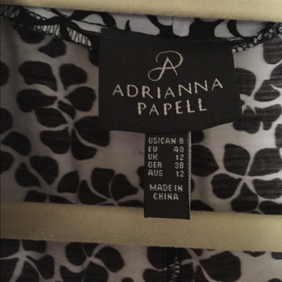 Dress - Picture 3 of 4