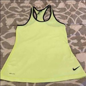 Nike tank medium