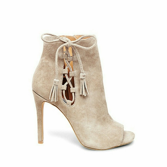 Steve Madden Shoes - STEVE MADDEN "Fabrice" Suede Heel Bootie 6
