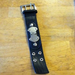 Leather bracelet