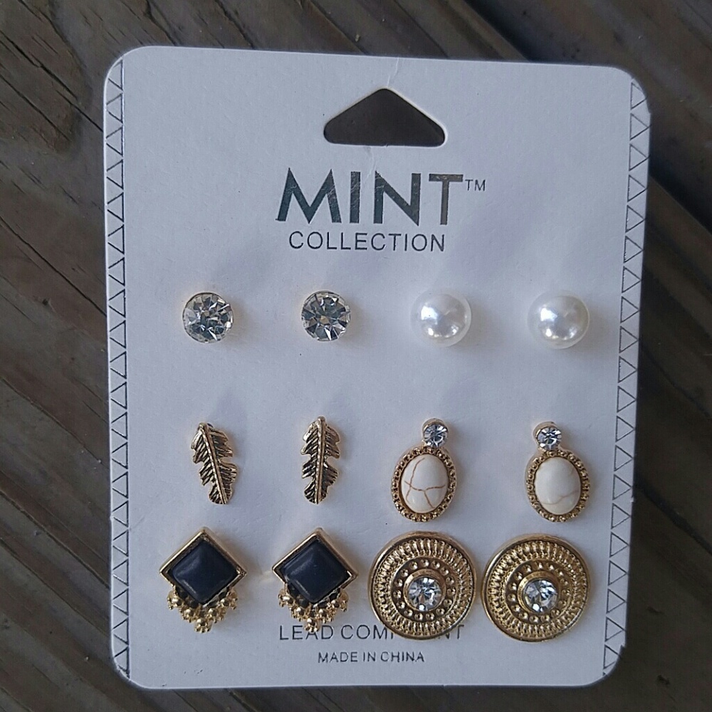 Earring set