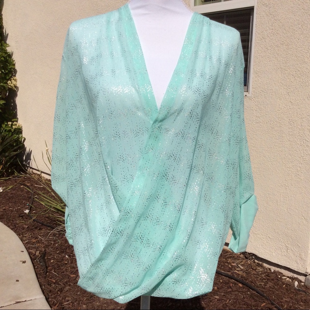 🍬V Neck Blouse 🍬