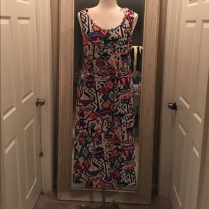 Rouge Sleeveless Dress