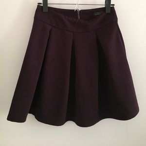 The Limited Skirt - Burgundy