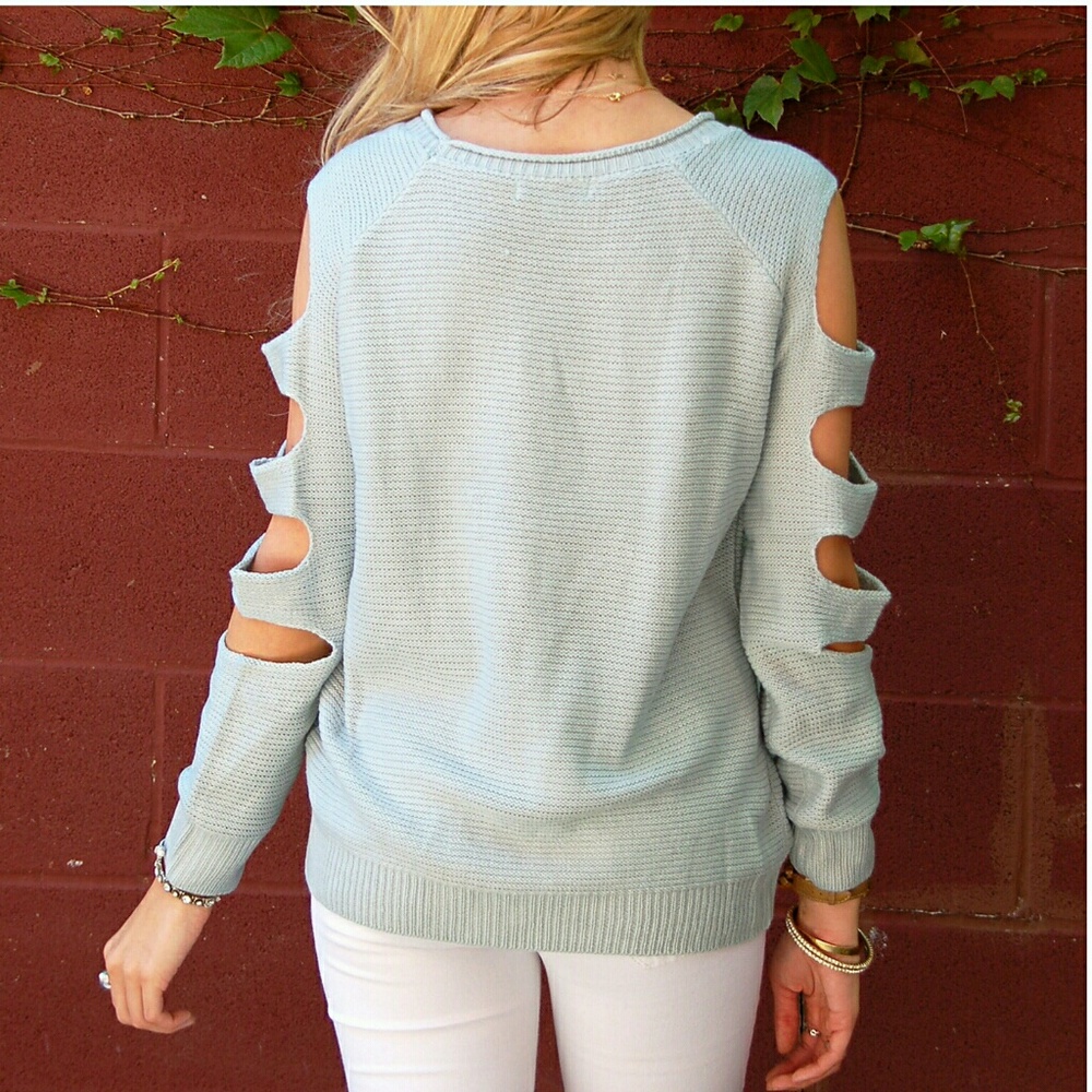 Ladder Cut out sweater - Picture 3 of 3