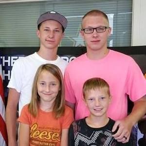 Meet your Posher, Jamie