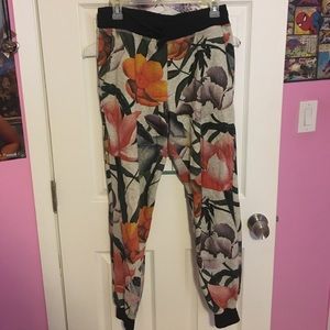 Floral Sweat Pants🌸
