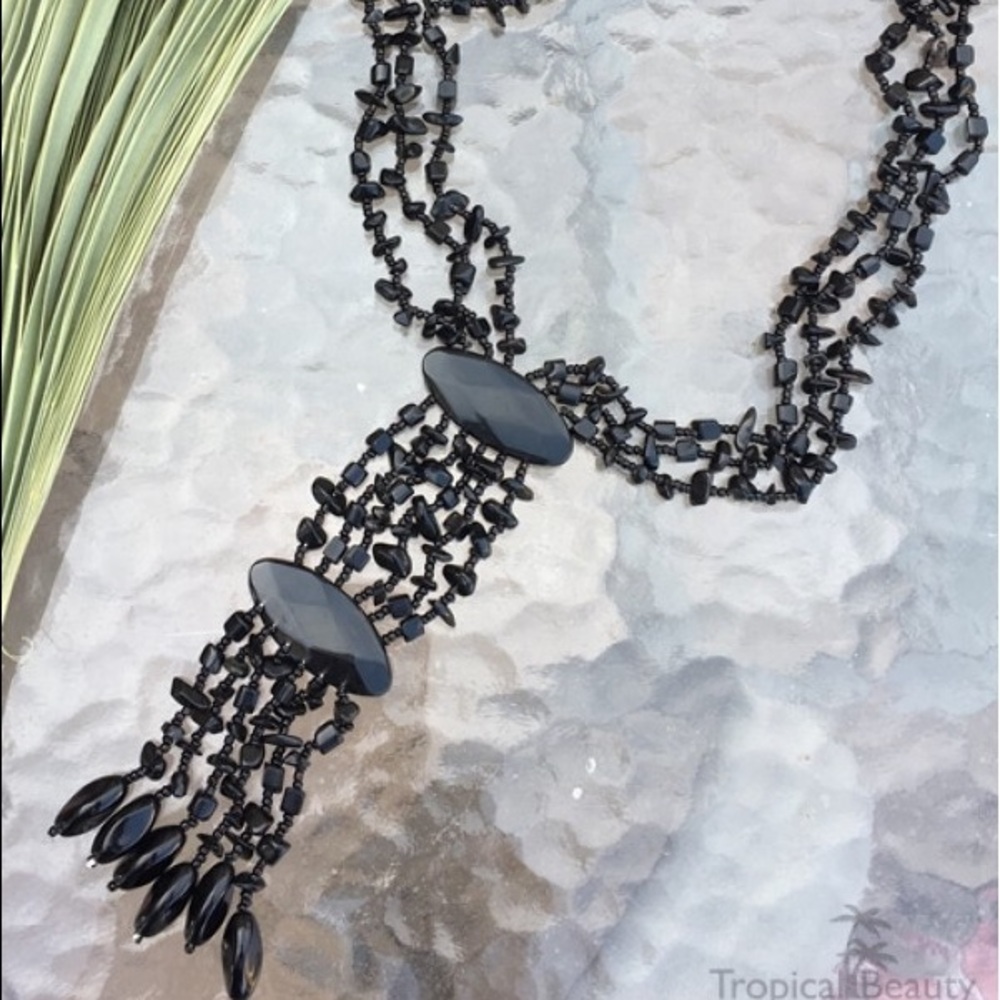 CASCADE BLACK AGATE NECKLACE