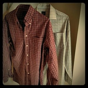 Lot of 2 Men's checkered plaid button down shirts