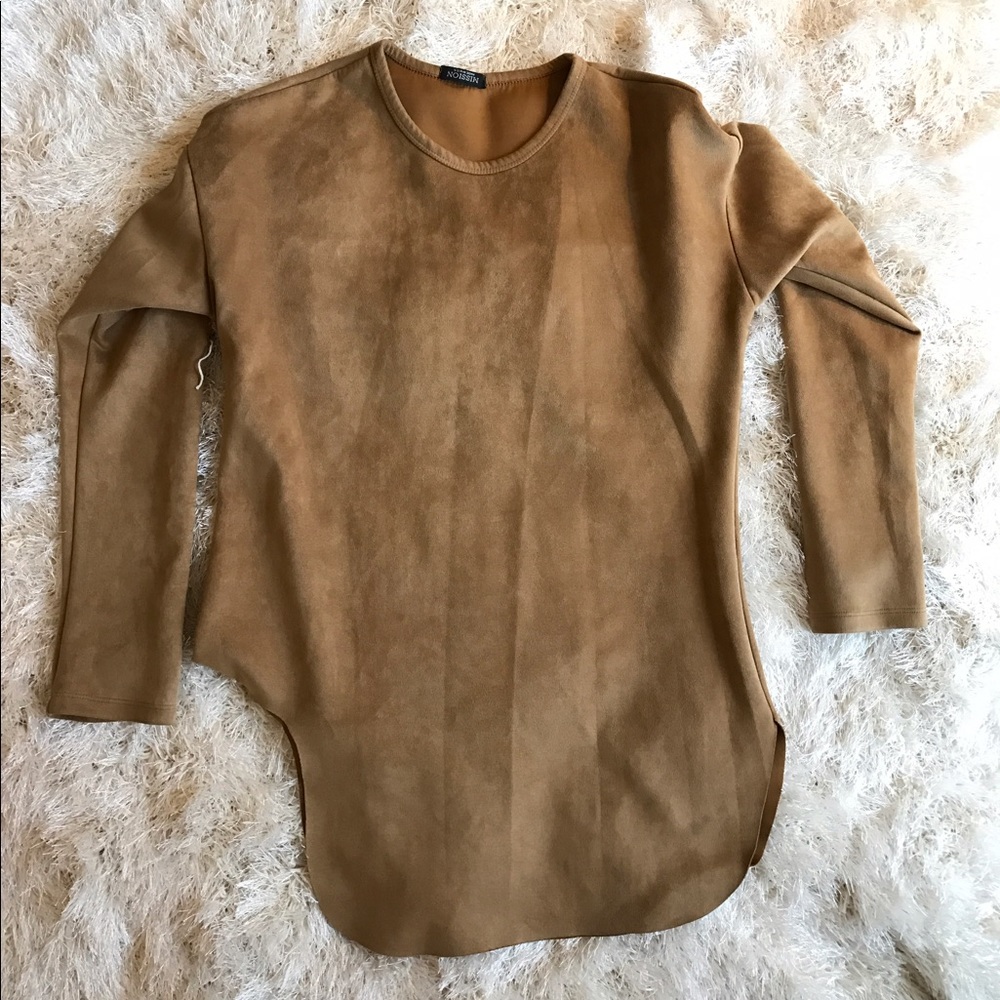 Long sleeve tee