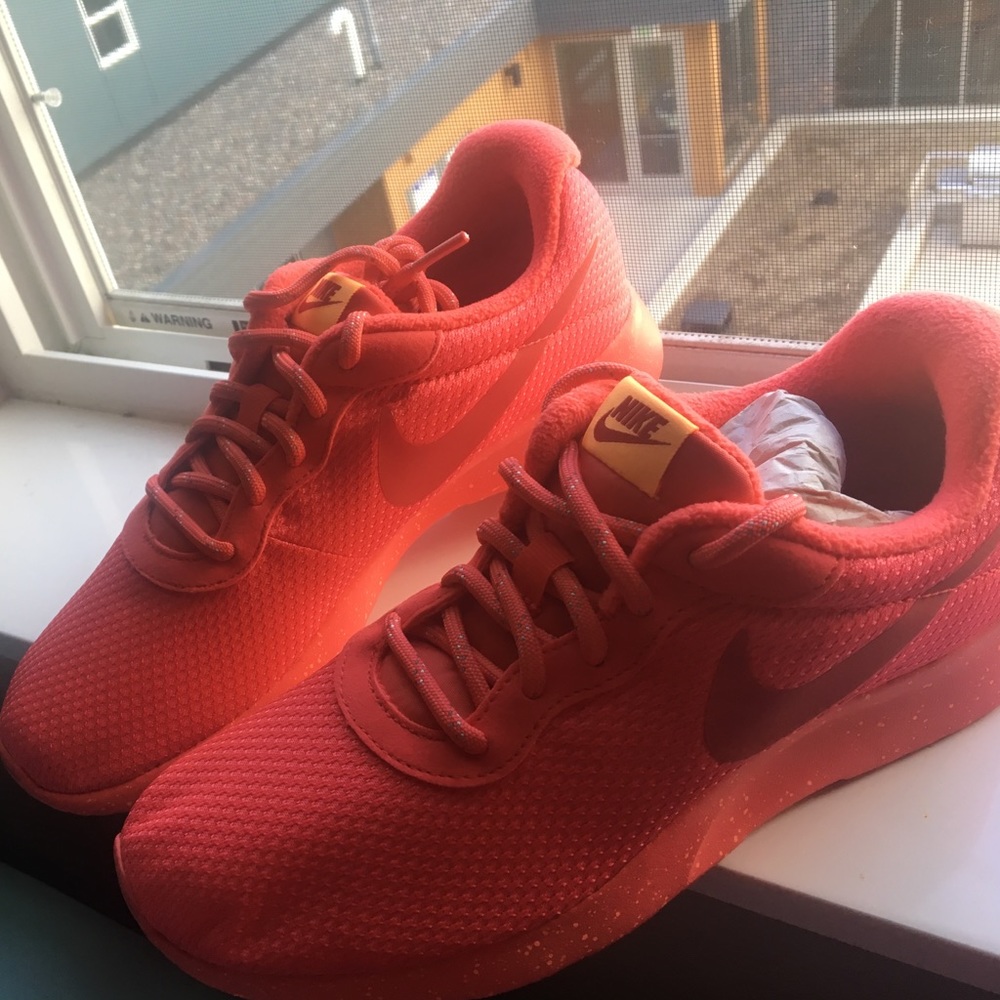 Nike Tanjun SE - Picture 3 of 5