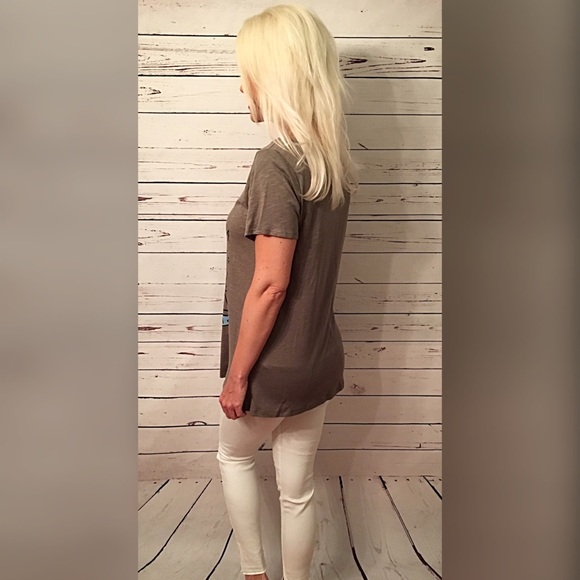 Premium Modal Unicorn 🦄 tee! - Picture 2 of 2