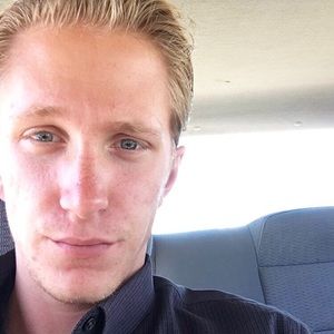Meet your Posher, Travis