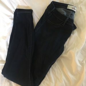 Hollister skinny dark jegging