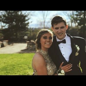 Meet your Posher, Aj