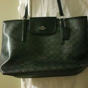 Coach signature print shopper, top zip, front flap