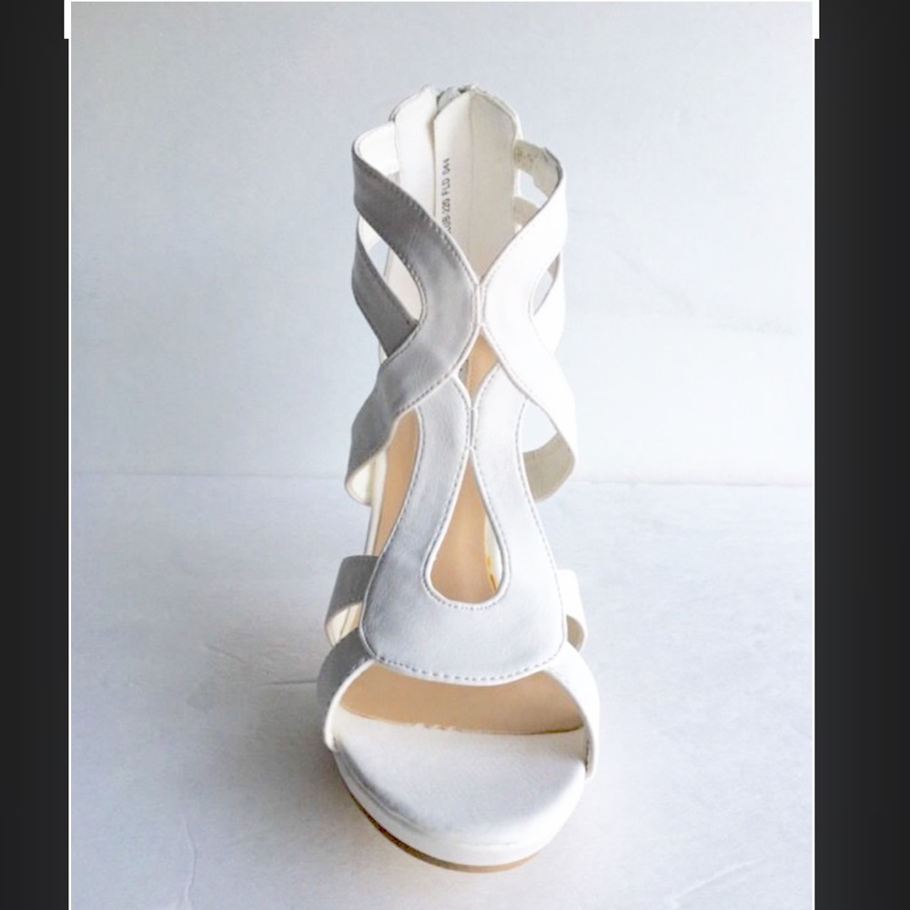 Club-220 👡 - Picture 3 of 3